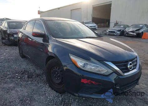 2016 Nissan Altima 2.5/2.5 S/2.5 Sl/2.5 Sr/2.5 Sv z USA, uszkodzony, nr VIN 1N4AL3AP0GN315831